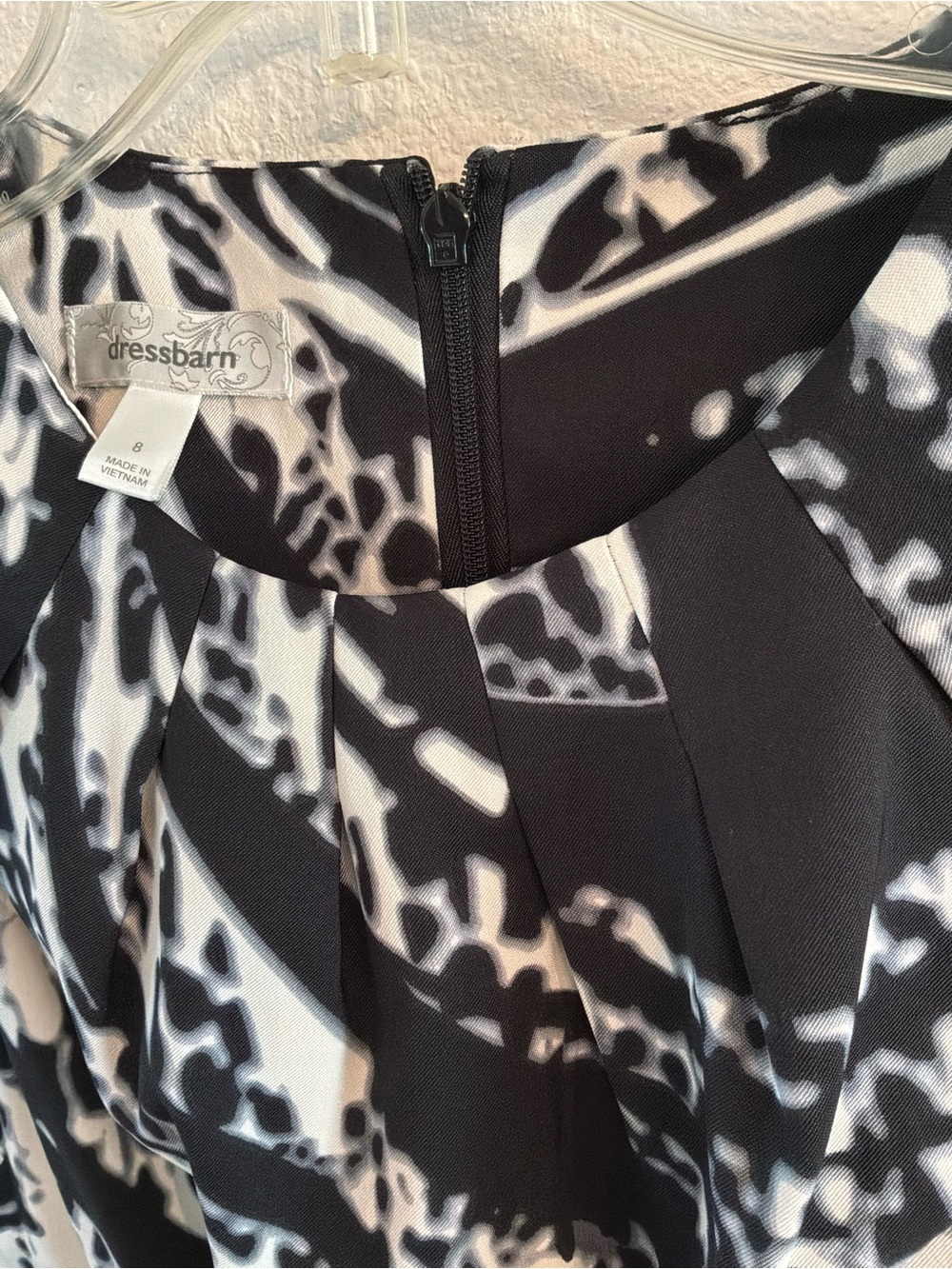 dressbarn Black and White Abstract Print Sheath Dress - Picture 7 of 10